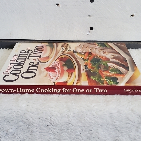 TASTE of Home Down Home Cooking For One Or Two Hardcover Cookbook 400+ Recipes - Picture 3 of 9